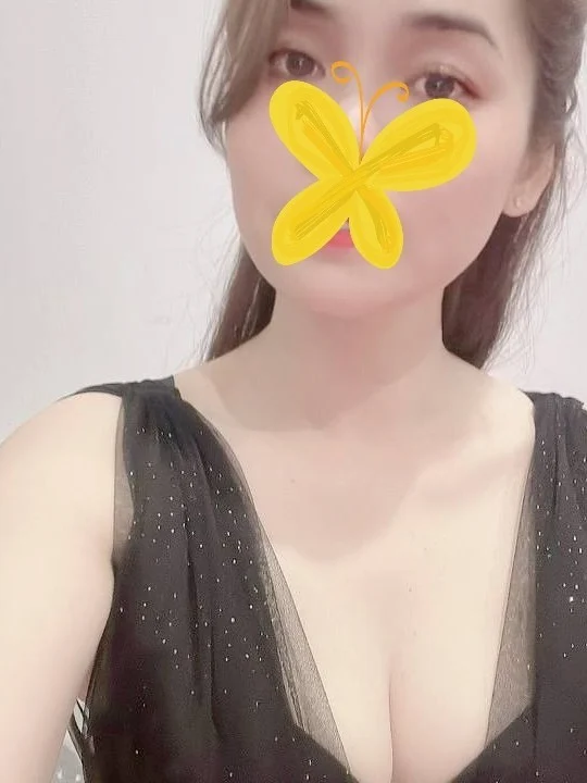 Escort Huế: Khẩu dâm đê mê tại Hương Sơ!